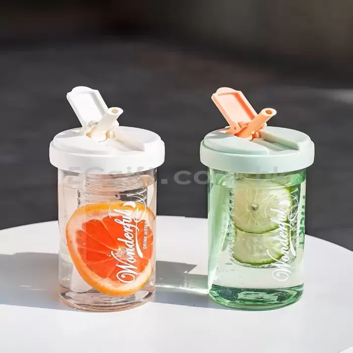 帶茶隔吸管杯